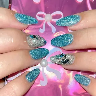 ネイル 宮澤 朱里のネイルデザイン