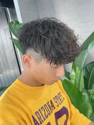 パーマ メンズ MIKA/メンズ特化 /ボーイッシュ/短髪のヘアスタイル