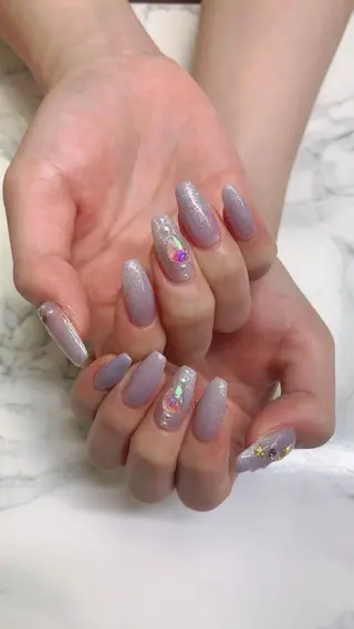 ネイル はな💎ネイル ワンホン、長さ出しのネイルデザイン