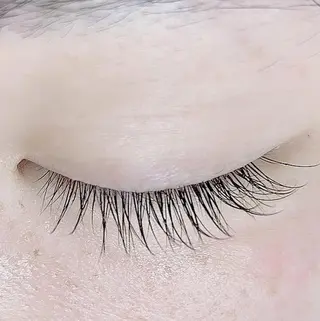 マツエク・マツパ mili吉祥寺店【ミリ】まつげパーマ/パリジェンヌ/LEDエクステ/バインドロック所属・mili 🧸kinaのマツエク・マツパデザイン