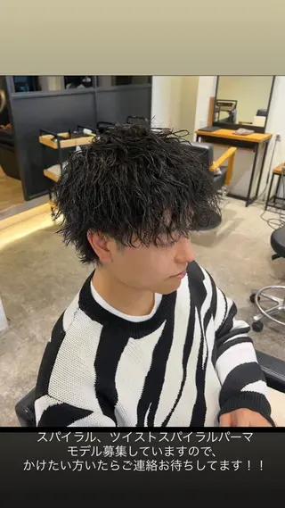 パーマ 猪股 稜斗のヘアスタイル