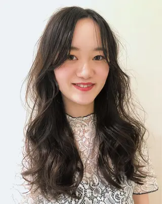 カラー OLU所属・遊佐 祥真のヘアスタイル
