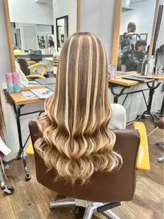 ロング U-topia 🌺井出萌菜🌺のヘアスタイル