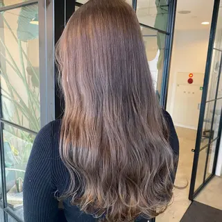 ロング カラー レイヤーカット/長岡 グレージュ/マユ🎀のヘアスタイル