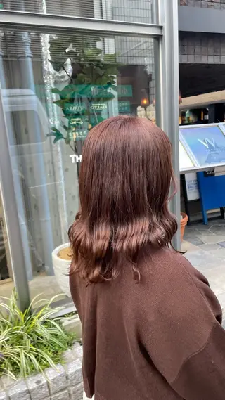 セミロング Agnos青山所属・鈴木 里奈のヘアスタイル