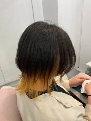 ショート ツヤ感カラー🎀 本美冴のヘアスタイル