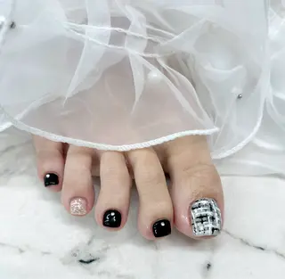 ネイル 秋元 琴音のネイルデザイン