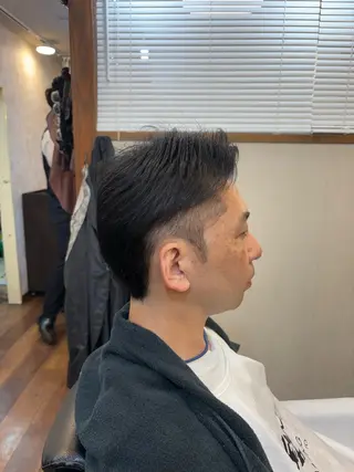 ショート 髪ing新宿所属・松﨑 香生のヘアスタイル