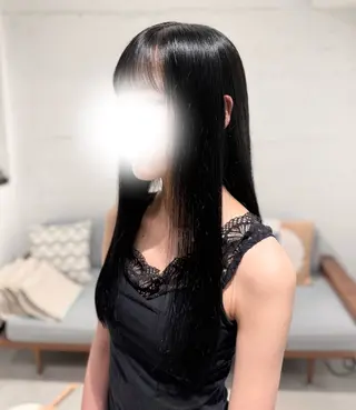 ロング Her所属・透明感カラー🫧/ Reinaのヘアスタイル