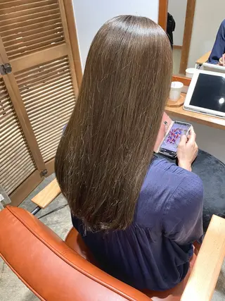 ロング カラー ベージュ/ 髪質改善 /末田柊希のヘアスタイル