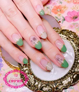 ネイル CROWN プライベートサロンのネイルデザイン
