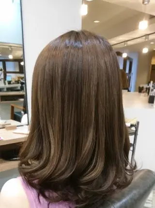 セミロング 松浦 美和【miwa】のヘアスタイル