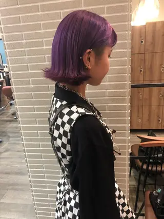 ミディアム カラー ウルフカット／吉村 桃子のヘアスタイル