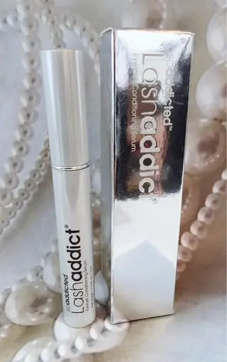 MAK’s 草加店スタッフのネイルデザイン