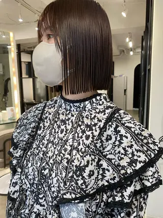 ショート カラー センターパート/ 暖色カラーayuのヘアスタイル