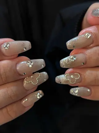 ネイル mimi 高石桃朱のネイルデザイン