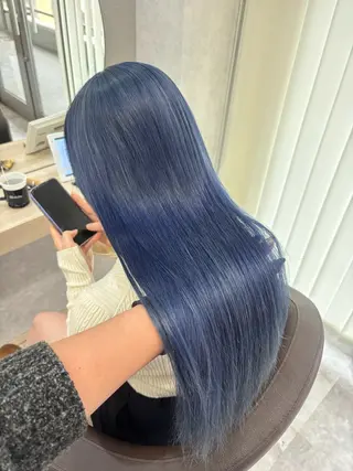 ロング カラー KEEN.渋沢/ 横溝小夏のヘアスタイル