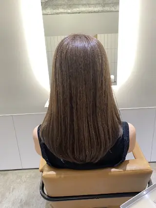 セミロング カラー 中野渡 真利那のヘアスタイル