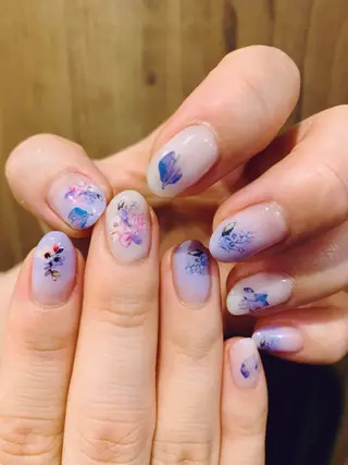 ネイル IZUMI YUKIのネイルデザイン