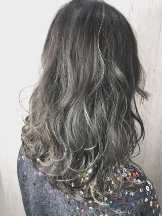 ロング カラー 🎊ルービック 京橋店💛のヘアスタイル