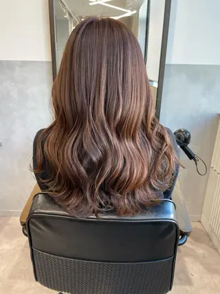 セミロング ツノダ ルカのヘアスタイル