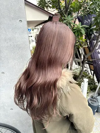 ロング カラー 一目惚れ艶ハイトーン バンド/しほ🪄のヘアスタイル