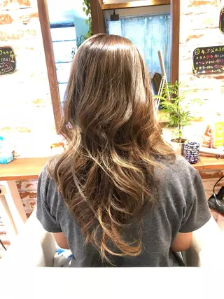 ロング YUSUKE ITOのヘアスタイル