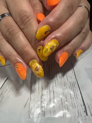 ネイル e.nail所属・🍎吉田 恵里🍎のネイルデザイン