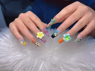 ネイル INF ネイルサロンのネイルデザイン