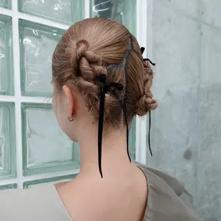 ミディアム ヘアアレンジ 🌐サトウ リョウ🌐のヘアスタイル