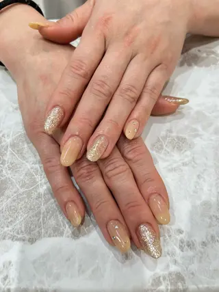 ネイル 脇坂 千晶のネイルデザイン