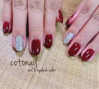 ミディアム ネイル ツメトマツゲ .のネイルデザイン