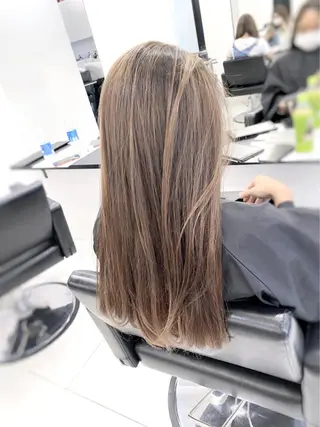 ロング 韓国風/オシャレ /縮毛矯正/滝口琴未のヘアスタイル