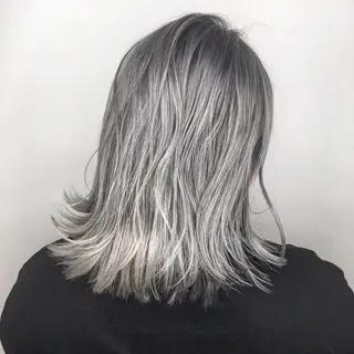 ミディアム カラー メンズヘア特化 崎田 成人のヘアスタイル