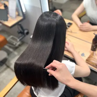 セミロング RAF TOKYO 恵比寿所属・🪞美髪特化/髪質 改善/ユウヤのヘアスタイル
