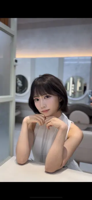 ショート 透明感カラー🌈 sena✨のヘアスタイル