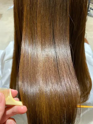 ロング ☆髪質改善☆ 伊藤 祐美のヘアスタイル