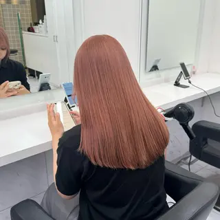 セミロング カラー ヘアアレンジ 顔まわりカット の達人のヘアスタイル