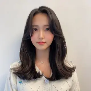 セミロング 韓国風cut/ 縮毛矯正/正岡幹康のヘアスタイル