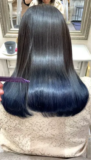 ロング 梶  睦⛄️ カット/カラーのヘアスタイル