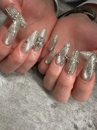 ネイル Moon  Nail /栄　大須のネイルデザイン