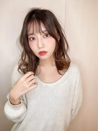 ミディアム レイヤーカット・ 縮毛矯正 星野のヘアスタイル