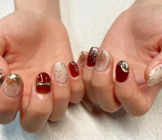 ミディアム ネイル Re:st〔リスト〕所属・ayane Re:st〔リスト〕のネイルデザイン