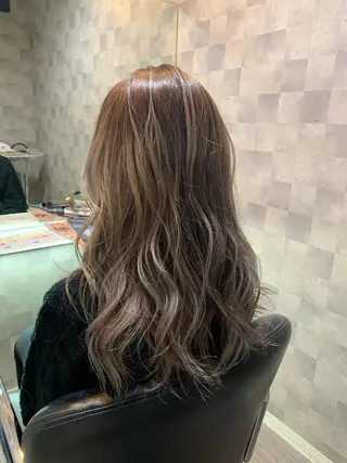 カラー 渡辺 健太のヘアスタイル