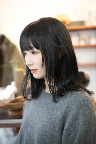 ミディアム CHIBA/マンツー マン/艶髪と透け感のヘアスタイル