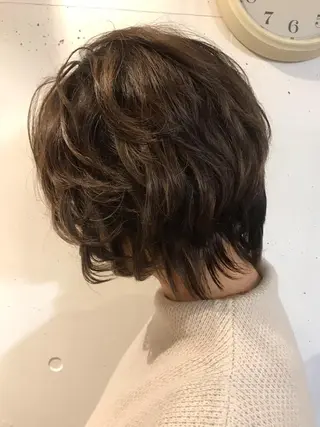 ショート 勝沼 佑季のヘアスタイル