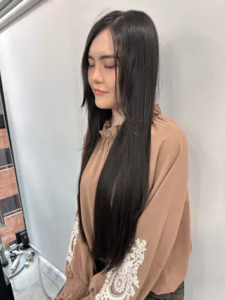 ロング Endearing 銀座/レイヤーカットのヘアスタイル