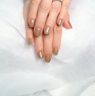 ネイル pink ladyサロン所属・べ にのネイルデザイン