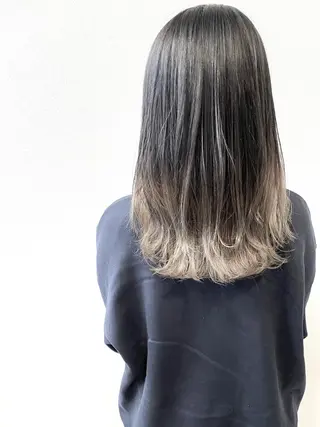 ロング MYRTLE TSUNODAのヘアスタイル