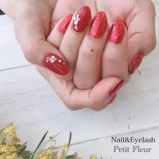 ネイル Petit Fleur所属・青柳 亜梨奈のマツエク・マツパデザイン